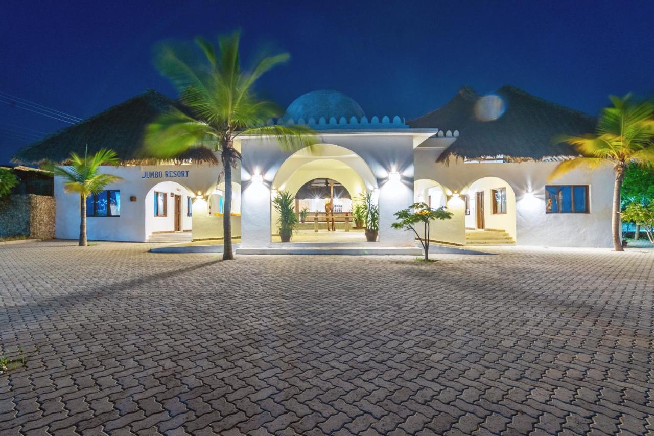 Jumbo Club Watamu Hotel Buitenkant foto