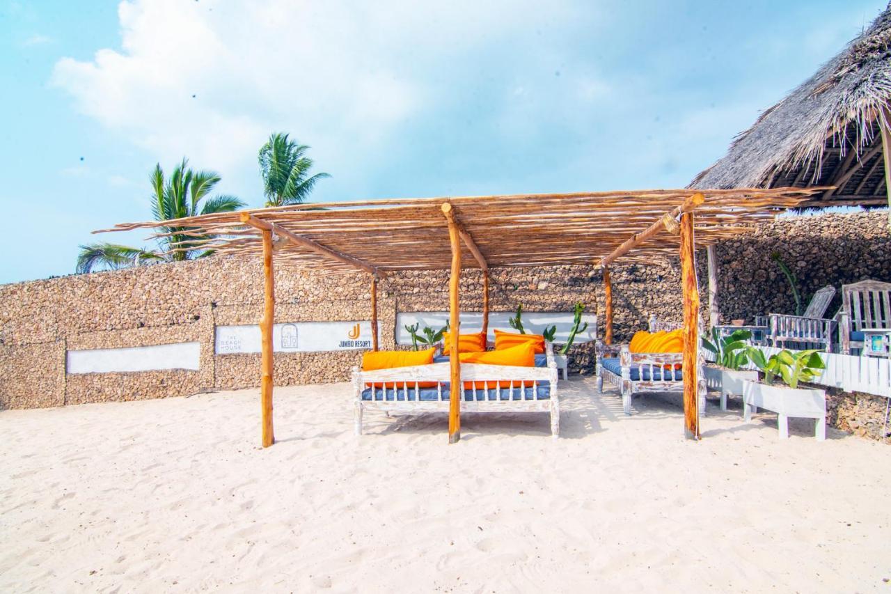 Jumbo Club Watamu Hotel Buitenkant foto